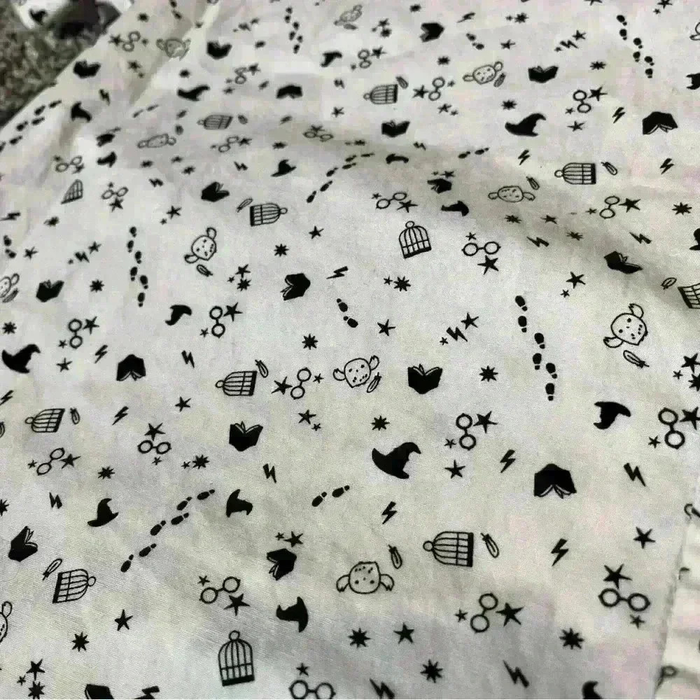 Harry Potter All Over Print Shirt Sleeve Button Up Shirt Mens M White/Black Note